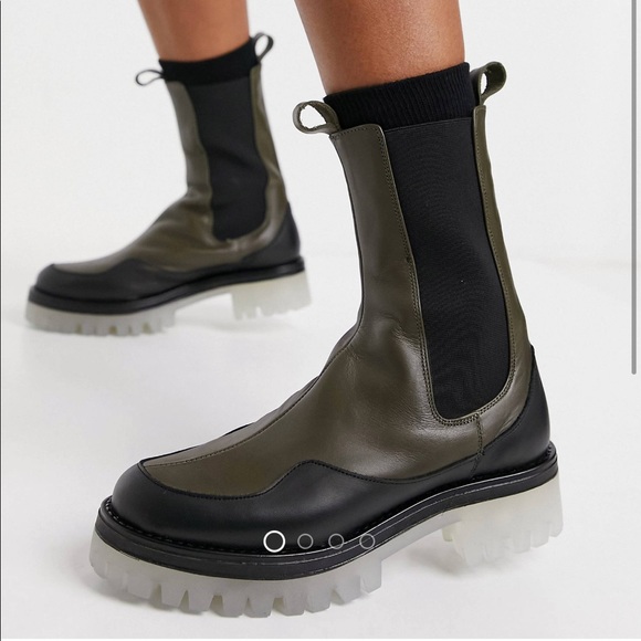 ASOS Shoes - 🆕 ASOS DESIGN Chunky Chelsea Boots SIZE US 8